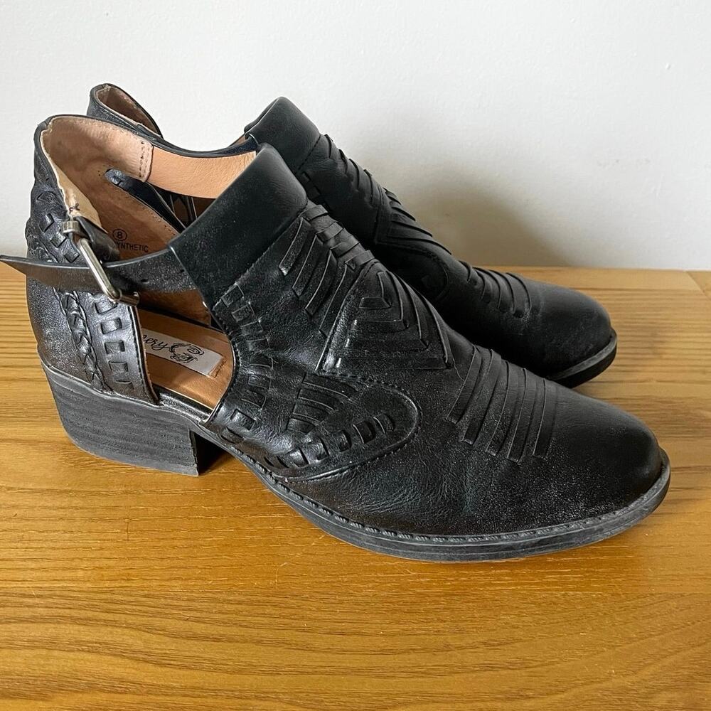 Very J Black Western Buck Ankle Bootie Shoes Women’s 8 Rodeo